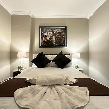 Beautiful Family Apartment London Bagian luar foto