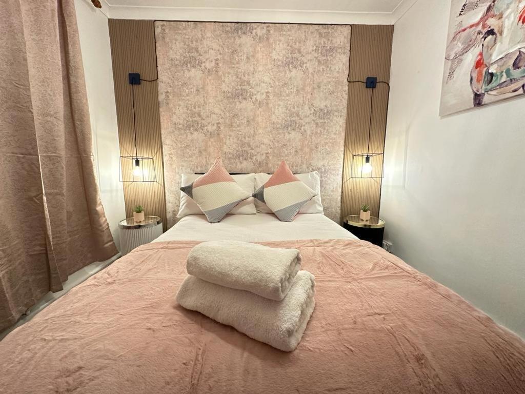 Beautiful Family Apartment London Bagian luar foto