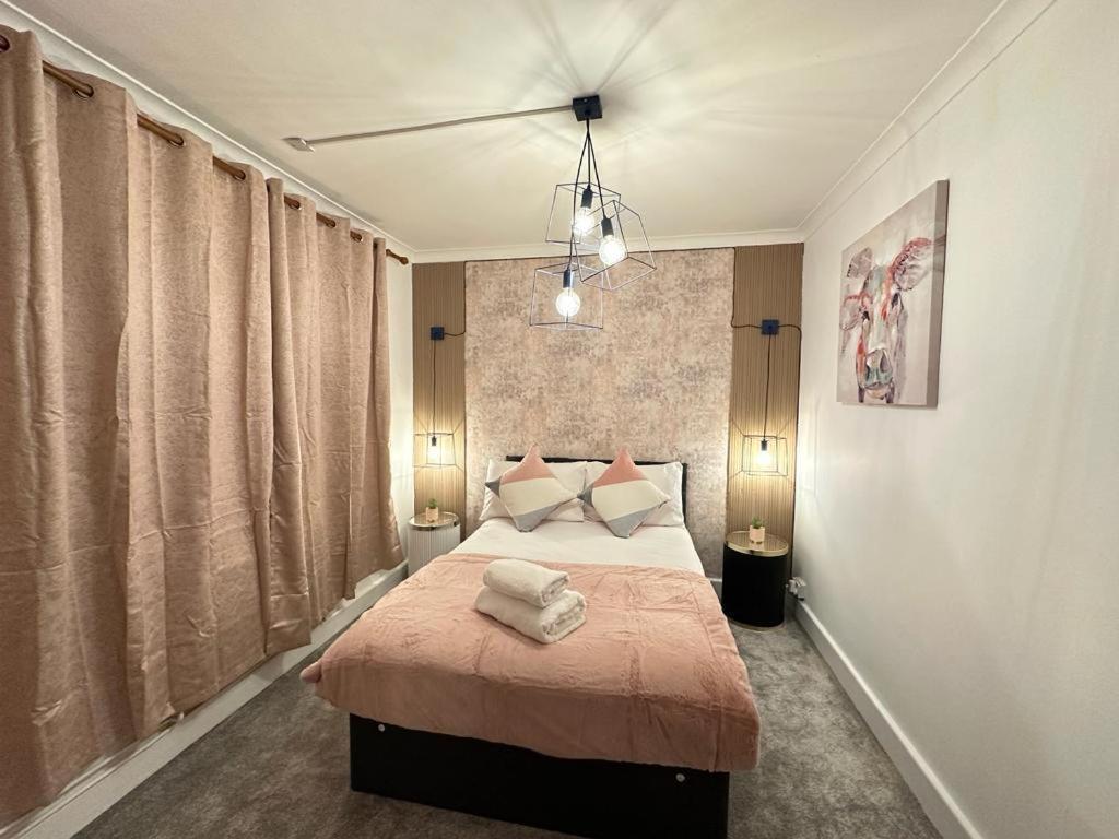 Beautiful Family Apartment London Bagian luar foto